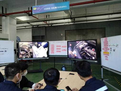 汽车工程学院教师共同研讨教学比赛