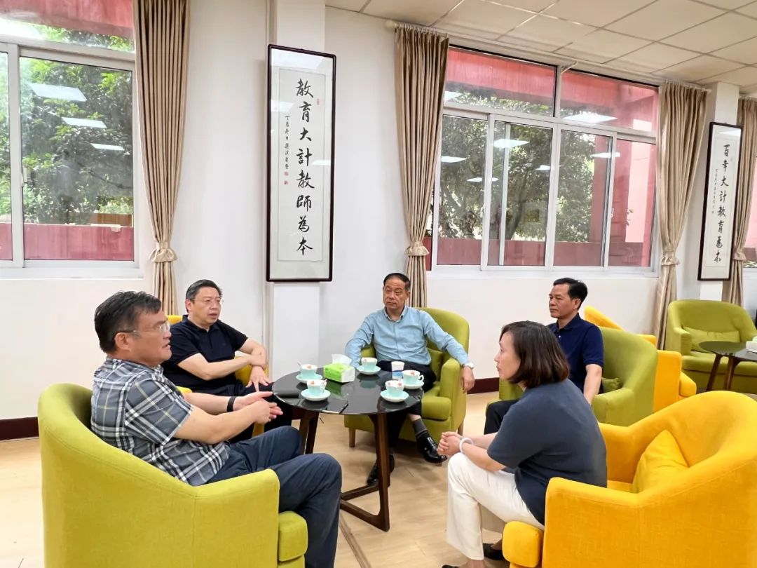 江苏省交通运输厅领导莅临学校调研