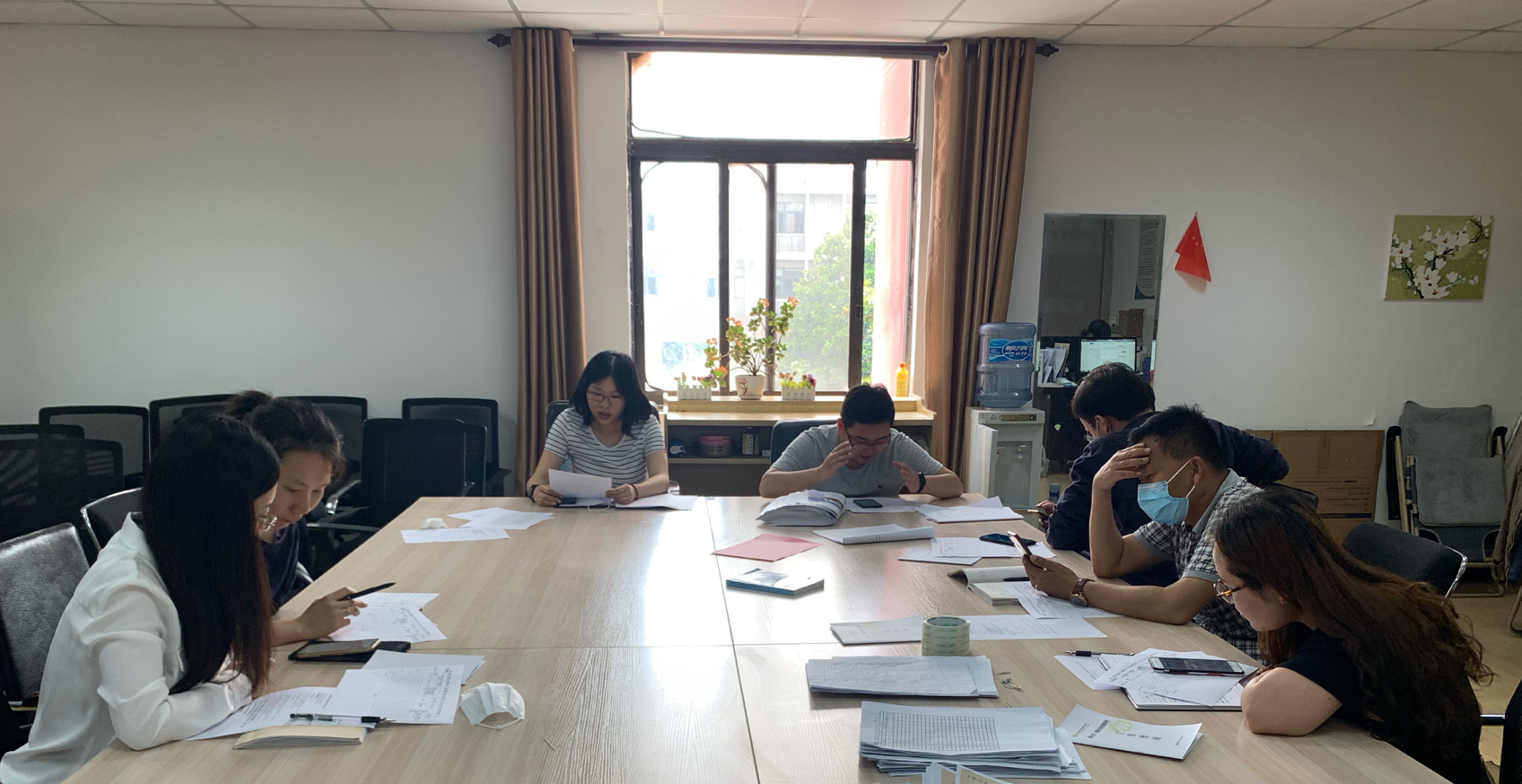 信息管理学院召开疫情防控班主任工作会议